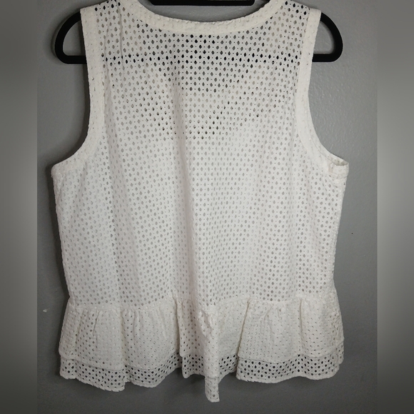 a.n.a A New Aproach White Eyelet Peplum Top - Picture 7 of 15